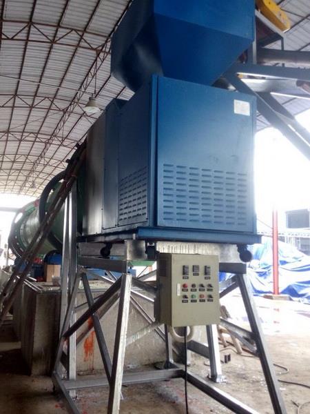 600,000Kcal wood chips gasifier burner connecting to rotary dryer in sawdust drying2.JPG